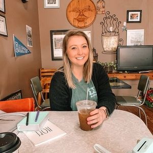 Meet your Posher, Haley